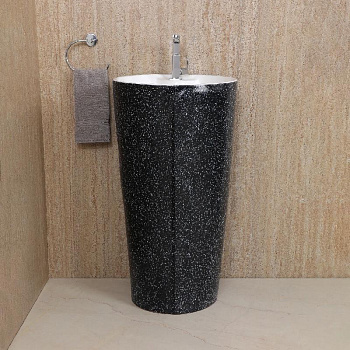 photo_5271804766952557674_y